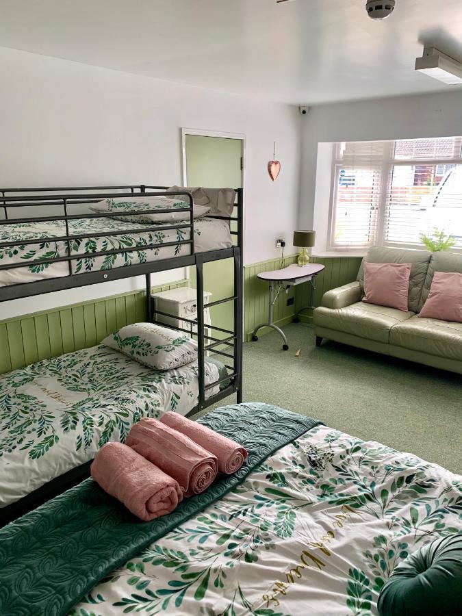 Bed and Breakfast Barrs Court Beds Warmley Экстерьер фото